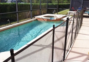 Lots of room, private pool & hot tub. LOTS of amenities, Tiki Bar, arcade & MORE