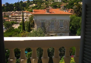 Lovely, Bright Two Bedroom Apartment In Beaulieu Sur Mer