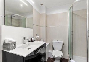 Luxury Studio YourHostHelper