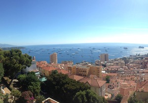 Luxury Top Floor Flat Overlooking Monaco