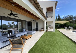 Luxury villa, splendid view of the Gulf of Saint-Tropez, heated swimming pool
