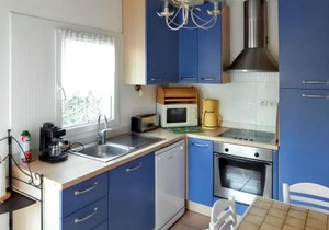 Maison conviviale avec vue sur la montagne à Sainte-Maxime