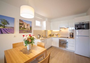 Modern 1-Bed Apartment | Mougins Resort | Sleeps 4