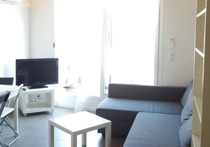 modern studio with south-facing terrace, WiFi, 700 m to the beach, all shops