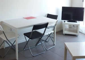 modern studio with south-facing terrace, WiFi, 700 m to the beach, all shops