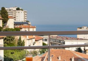 Monaco, sea view, bright studio