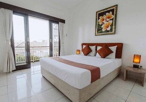 Near Airport! 1BR Guest House in Kuta