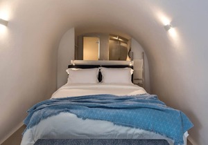 Nefeles Junior Suite + Superior Cave Suite by Fantasia Villas
