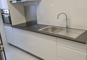 Newly renovated apartment in a beautiful, secure condominium, 5 mn walk to the sea