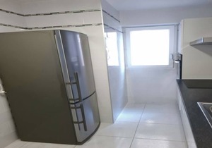 Newly renovated apartment in a beautiful, secure condominium, 5 mn walk to the sea