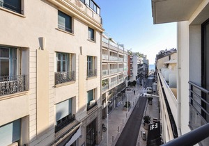 Nice apartment in Cannes with WiFi
