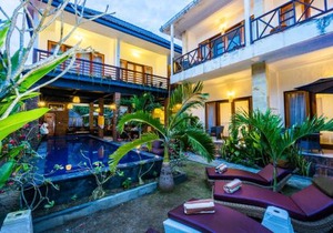 Nyuh Gading Home Stay