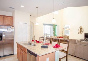 Paradise Abode Near Disney World With Private Pool