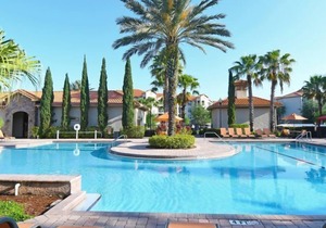 Pleasant Stay, Convenient Location! Onsite Pool, Kitchenette, Free Parking