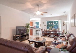 Private Pool, Gated Area Near Disney and Lake Toho