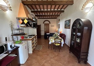 Quiet and beautiful holiday complex in Tuscany, pool,Wi-Fi,G3