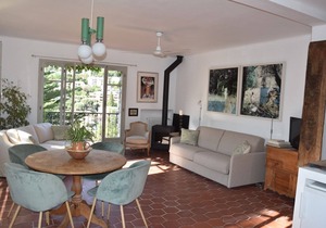 Quiet, Stylish and bright open-plan apartment 2/4 p - town centre