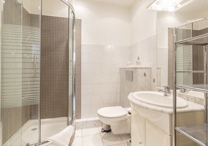 RARE ! One bedroom apartment on the Place Nationale with parking and AC
