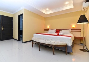 RedDoorz Plus near Mall Bali Galeria 2