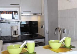 Renovated studio by the sea in Villeneuve-Loubet
