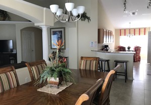 Renovated Waterfront 4Bd/2Bth Home w/Pool&Spa 20Min to Disney/Shops/Universal