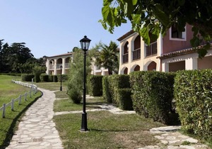 Residence Les Parcs de Grimaud - maeva Home - 2 Rooms 4 People Selection