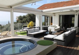 Rooftop grande terrasse jacuzzi vue mer