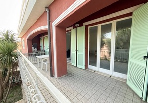 S008 - Sirolo, new three-room apartment with terrace