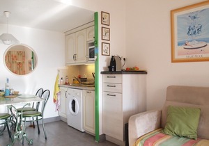 small semi-detached farmhouse in GIGARO sector, very beautiful sea view, walking beaches