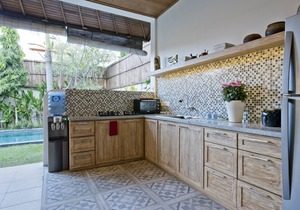 Spacious 3 Bedroom villa, seminyak