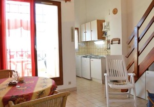 St-Aygulf : Mezzanine 4 pers, terrasse, parking, lave-linge, animaux bienvenus - FR-1-226A-13