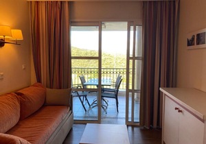 Studio à Saint-Raphaël avec terrasse et piscine - FR-1-504-609