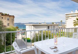 Studio 2 pers climatisé, proche plage et commerces, WiFi - FR-1-466A-24