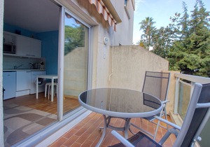 Studio 4 beds + Parking + Pool GOLFE JUAN