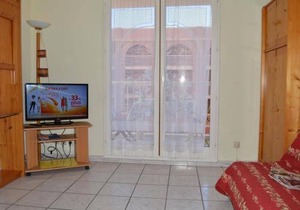 Studio calme et central à Saint Aygulf, plage à 300m, marché provençal à pied, 3 couchages. - FR-1-226A-107