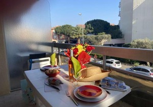 Studio cosy à 500m du port de Fréjus, proche plage et commerces - FR-1-226A-356