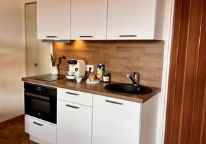 Studio with Pool, Parking & Near Beach – Sleeps 4, Saint Aygulf