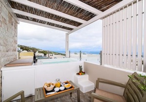 Suite Home Santorini