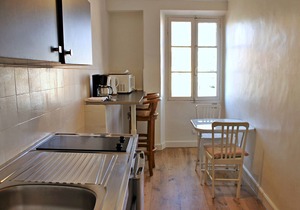 Sunny 1 bedroom Street Commandant André
