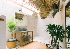 "Surf Bungalow" - Uluwatu, Padang Padang Beach