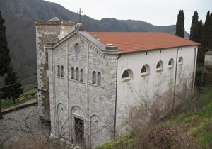 The Costantinos home in the green heart of Tuscany