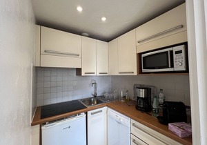 Two bedrooms chic and confortable in a very quiet setting.