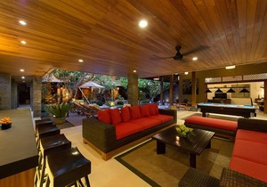 Unlock Lower Rate 7BR villa by the beach, Seminyak