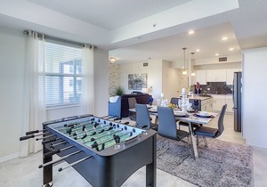 Updated Condo, 5 mi to Disney, On-site Water Park!
