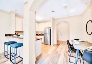 Upstay 2BR Condo w Pool/Hot Tub—Near Disney
