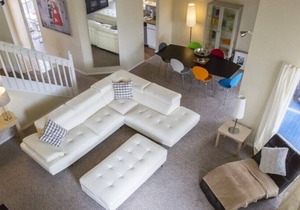 VENTURA PLACE COUNTRY CLUB HOME