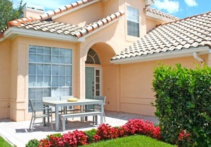 VENTURA PLACE COUNTRY CLUB HOME