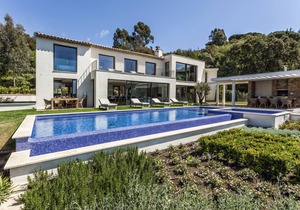 Villa Colibri is a magnificent designed contemporary residence