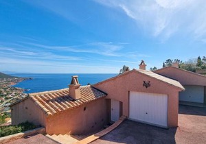 Villa for 14 people with private pool and Sea view