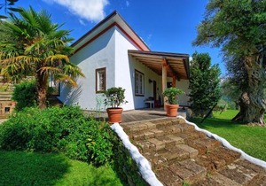 Villa Oliveta by PosarelliVillas